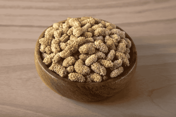 Dried Mulberry (خشک شہتوت) in a bowl