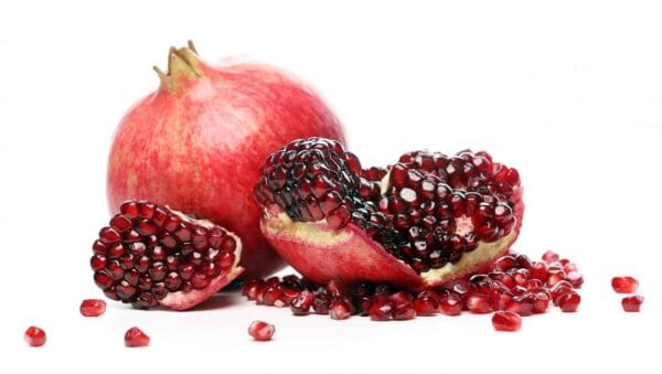 Pomegranate (Anaar) Rich in Nutrients for Winter Health