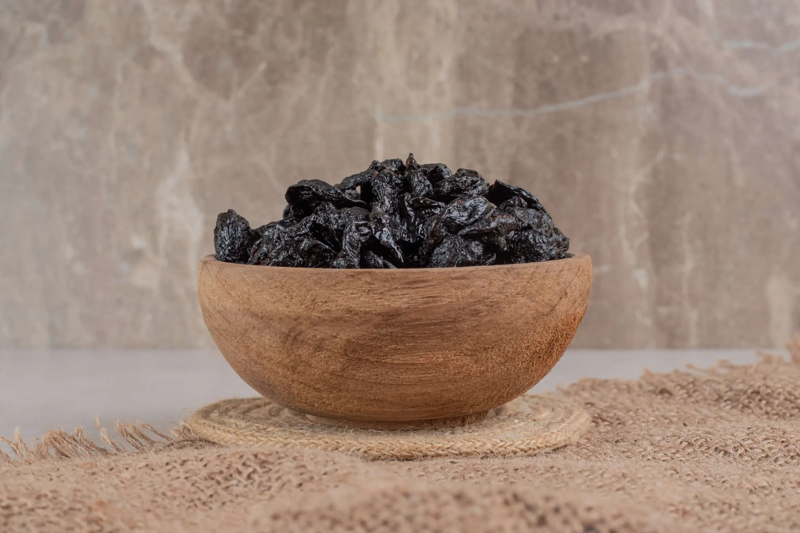 Prunes benefits for men health and stamina